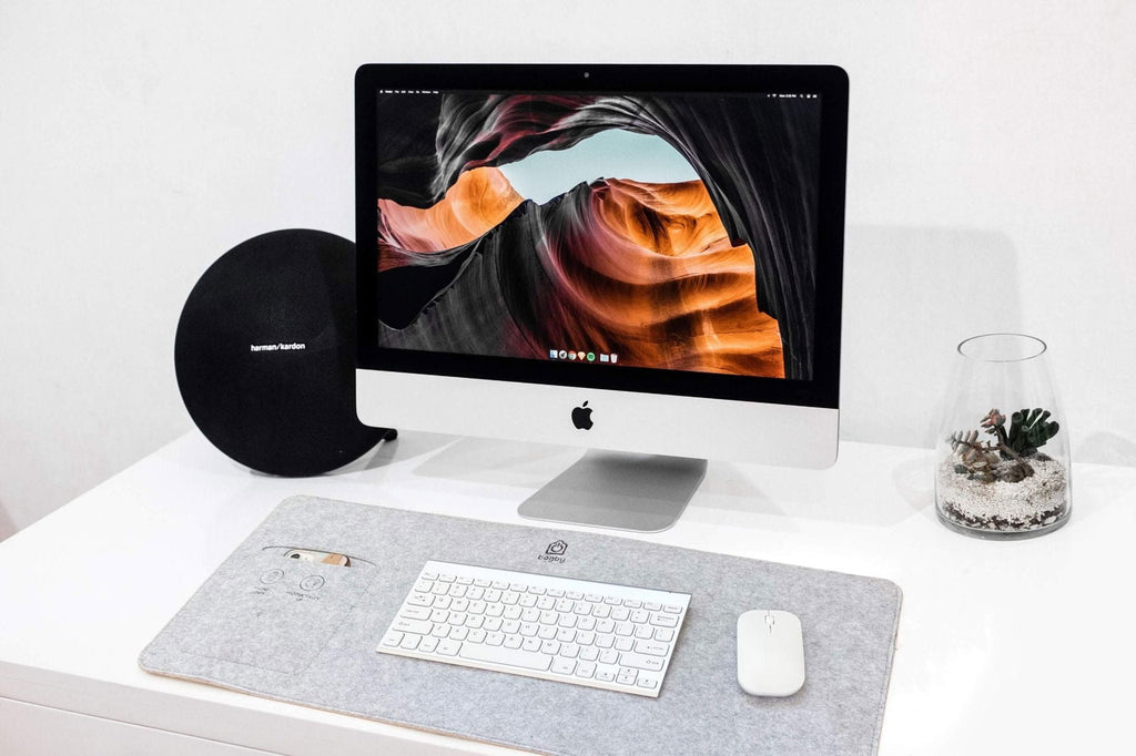 Bagby No-Phone Desk Pad